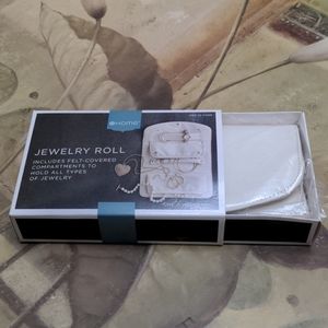 NWT jewelry case- jewelry roll for travel or home
